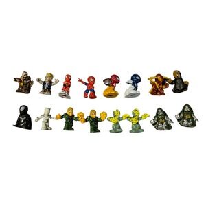 Hasbro Fighter Pods 16 Lot Spiderman Venom Doctor Doom Iron Man‎ Superheroes